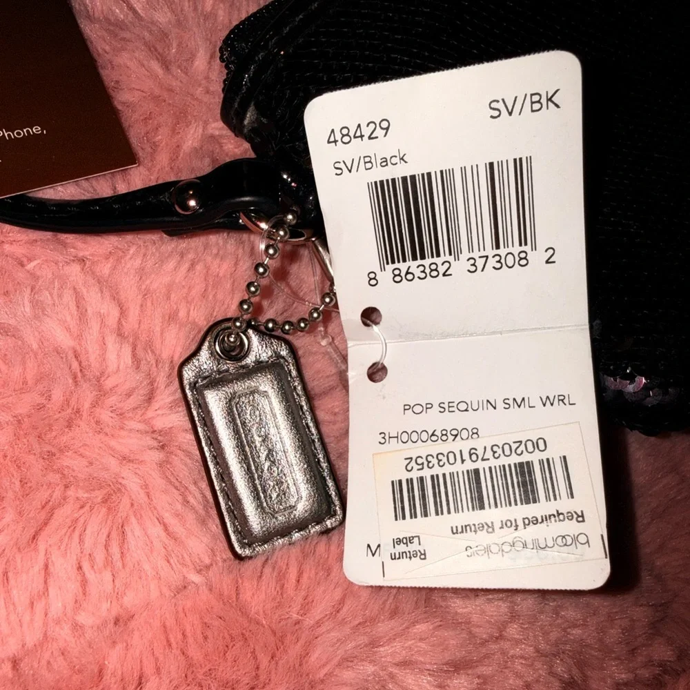 Coach Poppy Black Sequin Wristlet Clutch (NWT) with Box - Picture 7 of 10